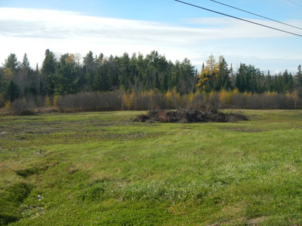 40 River Road, Lincoln, Maine 04457, ,Land,Active,River,1014