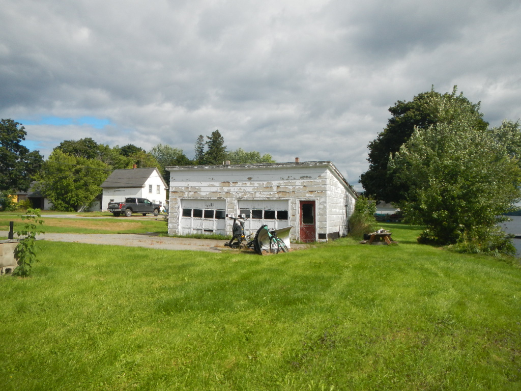 11 Lake St, Lincoln, Maine 04457, 4 Bedrooms Bedrooms, 11 Rooms Rooms,1 BathroomBathrooms,Waterfront Camp/House,Active,Lake,1000